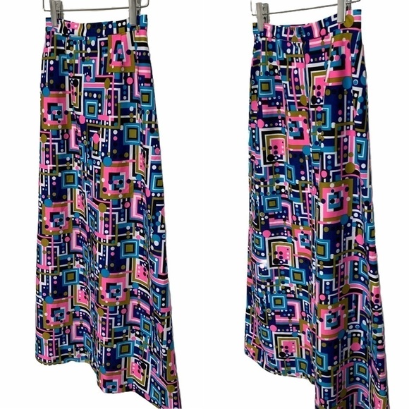 70s Vintage Geometric Print Maxi Skirt - Picture 6 of 9